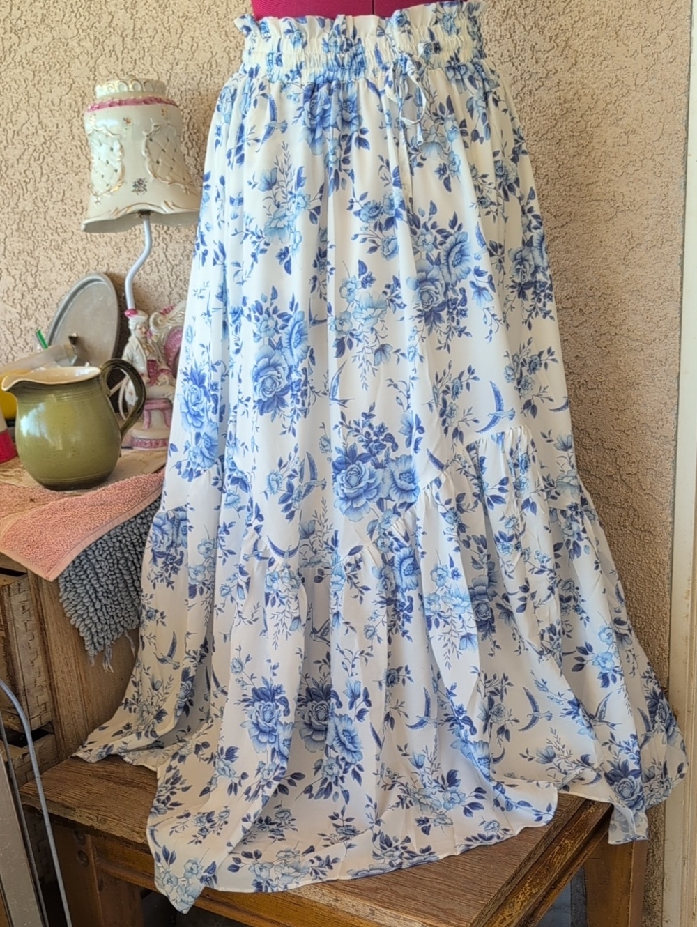 NWT Scarlet Darkness Blue Floral Flowy Tiered Maxi Skirt sz S